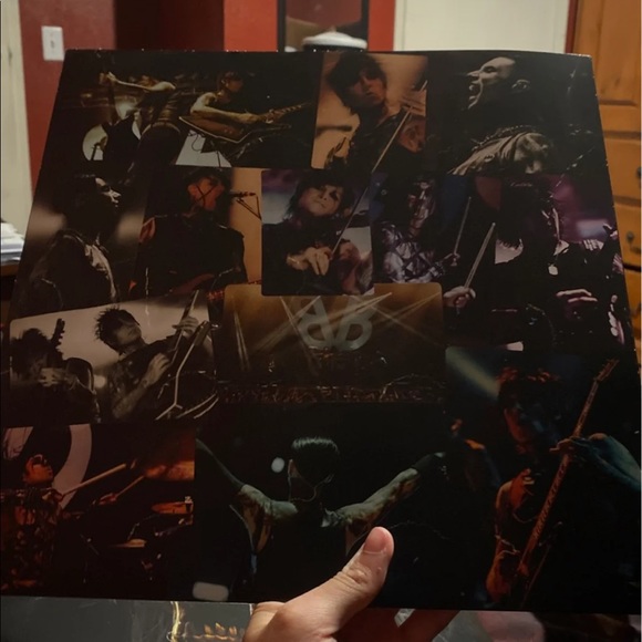 Black Veil Brides “Re-Stitch These Wounds” :: Neon / Splatter LP Vinyl - Picture 3 of 4